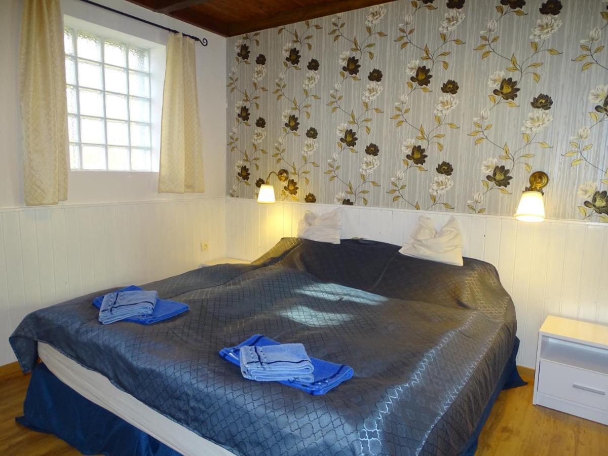 Hotel Tavi Vendeghaz St. Gotthard Exterior foto